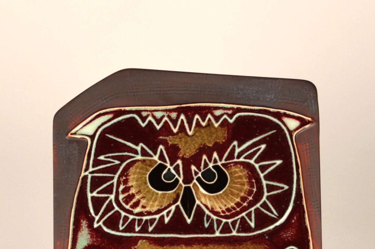 Ceramic wall plate, AH, Annikki Hovisaari, Arabia