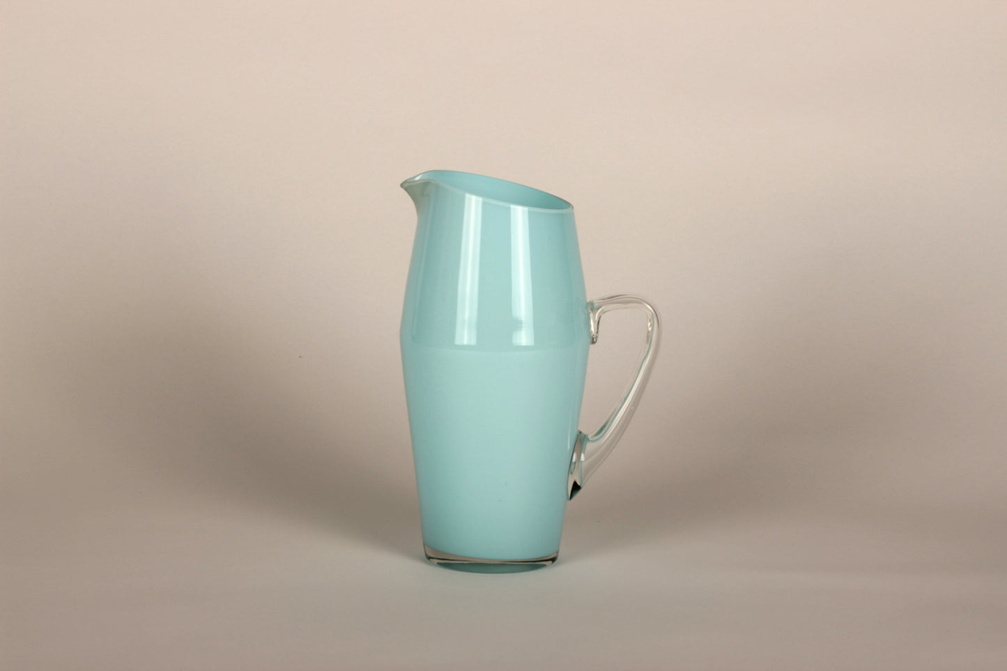 Pitcher and Glass, Sirkku Kumela-Lehtonen, Kumela