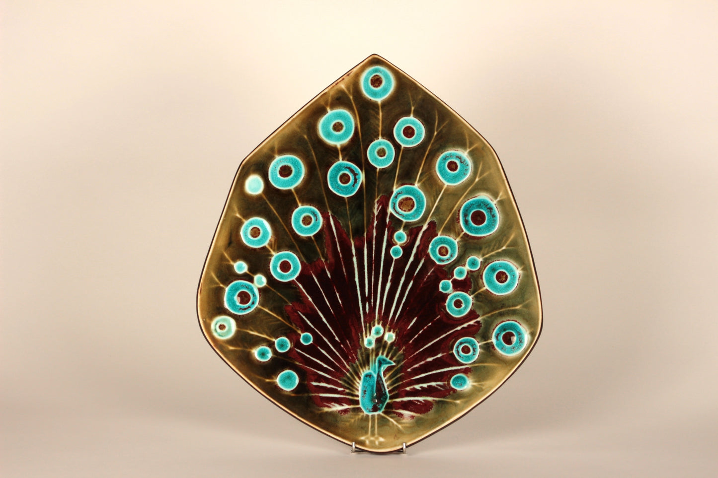 Ceramic wall plate, AH, Annikki Hovisaari, Arabia