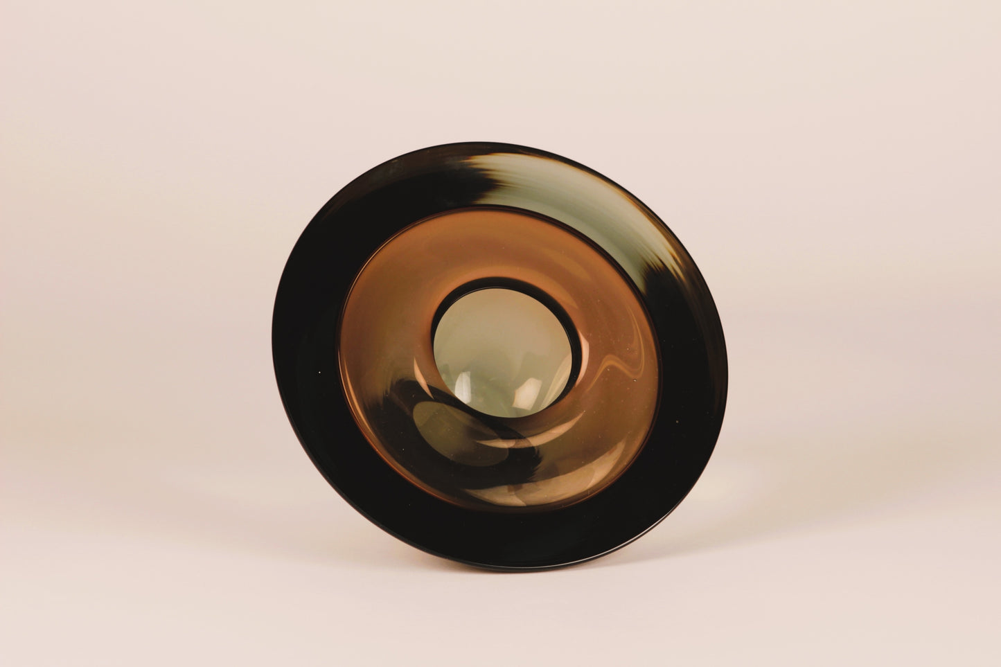 Bowl OT24, Oiva Toikka, Nuutajärvi