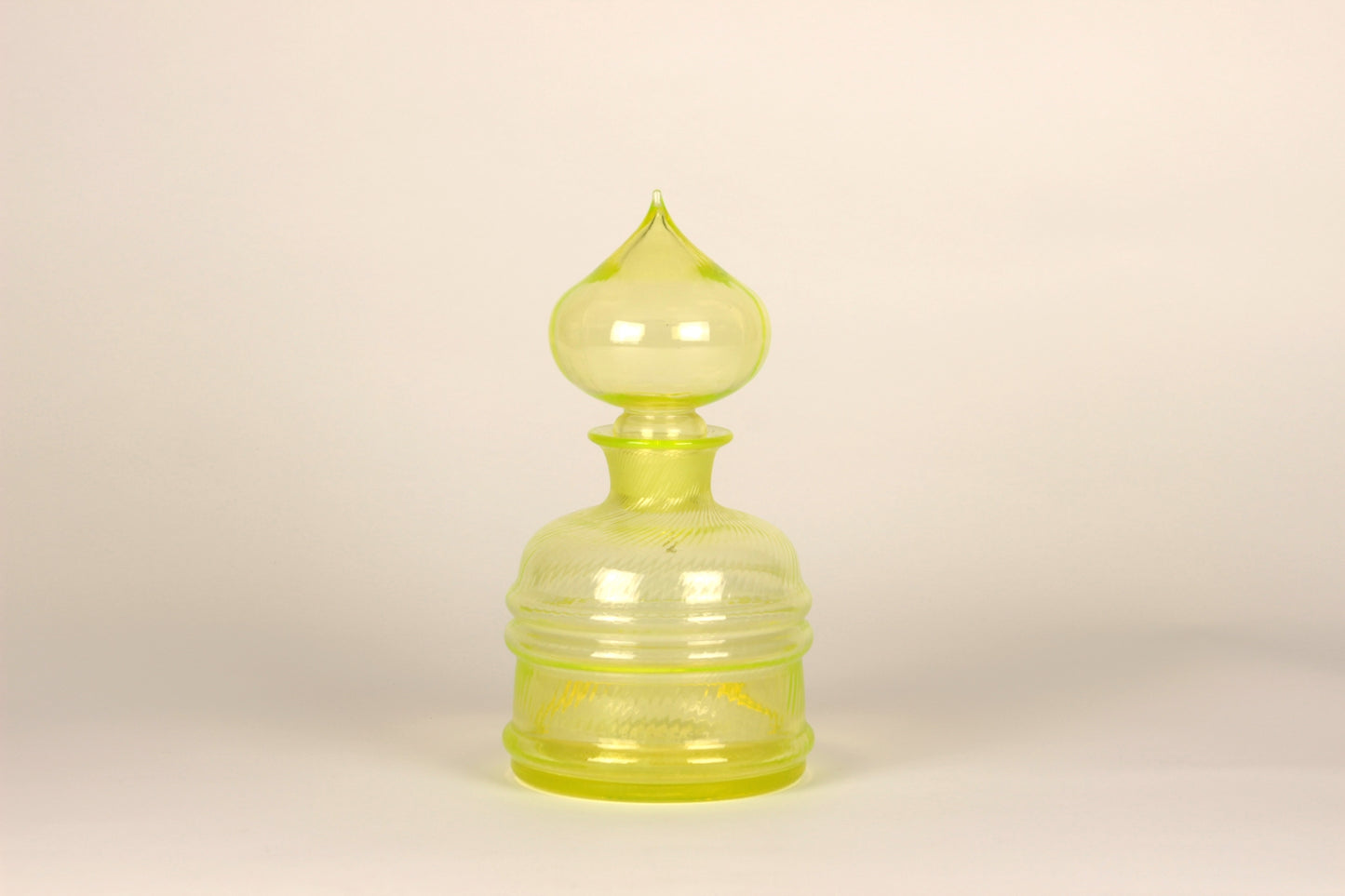 Carafe, Sulttaani, Nanny Still, Riihimäen Lasi