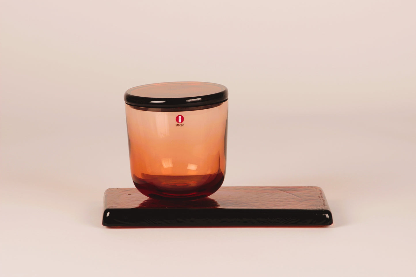 Jar with lid and Plate, Art Works, Harri Koskinen, Iittala