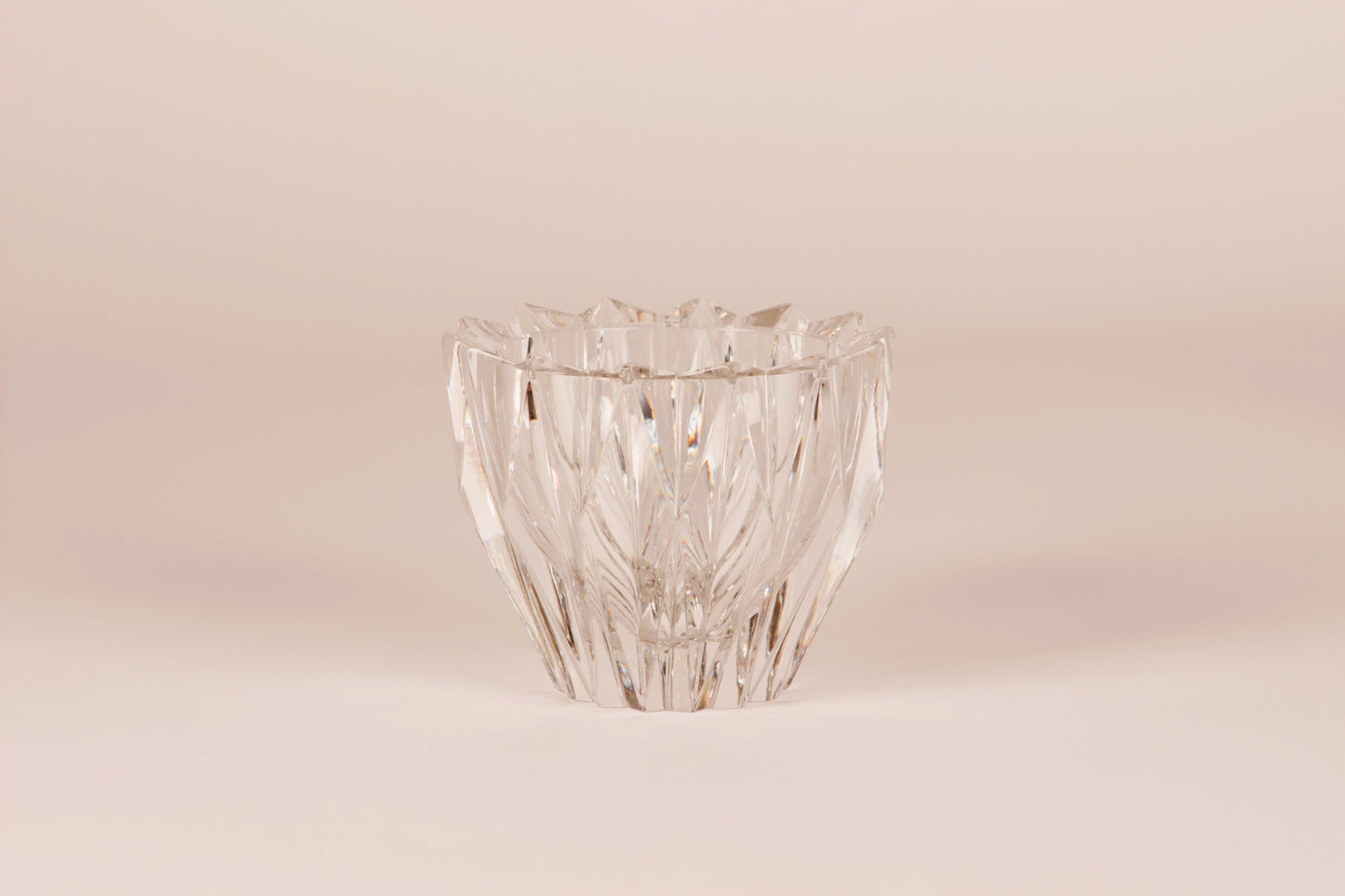 Bowl 6556, Lumpeenkukka, Aimo Okkolin, Riihimäen Lasi
