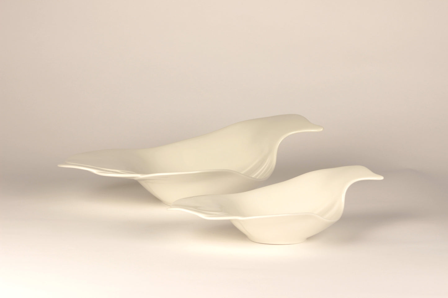 Serving bowl, Lintu, Pro Arte, Heljä Liukko-Sundström, Arabia
