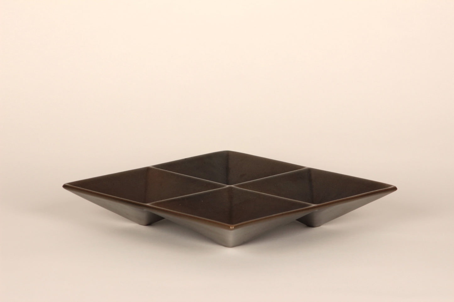 Serving platter KF1, Kaj Franck, Arabia