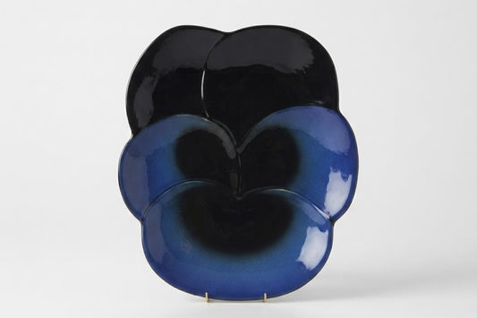 Ceramic wall plate, Viola, Birger Kaipiainen, Arabia - Royal SiO2