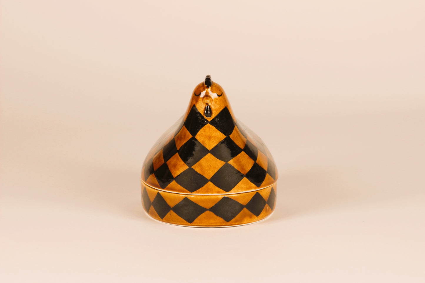 Egg Hen, Kaarina Aho, Arabia